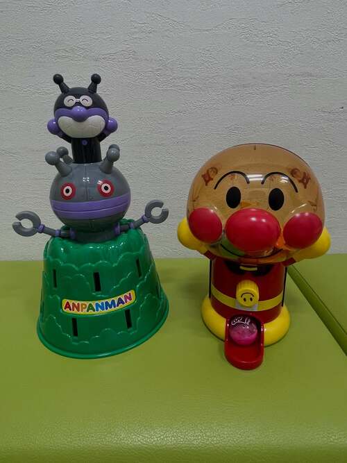 当院の診療時に、お子さんのお預け先が無い場合や、お留守番はまだ出来ないなど…当院のキッズルームを活用してください